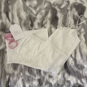 Bridal Set - Cami & Shorts lace trimmed with gift wrapping and NWT